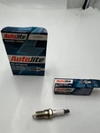 Boxes Of 4 Autolite Genuine Platinum Spark Plug AP605 For AGRF32-6 5023. Fixed Price $25.19.