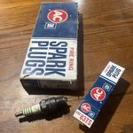Vintage 83TS Acniter Green Ring Spark Plugs Box Of Nos Gm 5613064. Fixed Price $28.95.