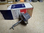 Studebaker 1553389 Nos Vacuum Advance Unit V8 Window Style Delco Distributor. Fixed Price $49.99.