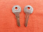 2 Vintage Packard Briggs Stratton Grv 14 Nos Key Blanks 1938 -1956. Fixed Price $18.78.
