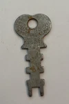 Original Antique Clum Automobile Key # 2624 Mfg. Milwaukee 1922 1925. Fixed Price $9.99.